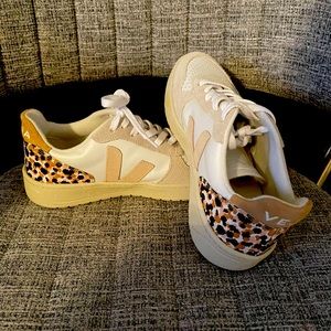 COPY - Veja x Madewell Sneakers